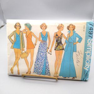 UNCUT Vintage Sewing PATTERN Simplicity 7497, Misses 1976 Bathing Suit Reversibl